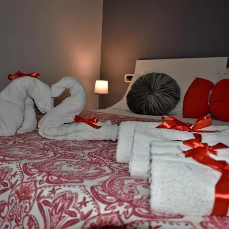 Della Fortuna Konukevi Napoli